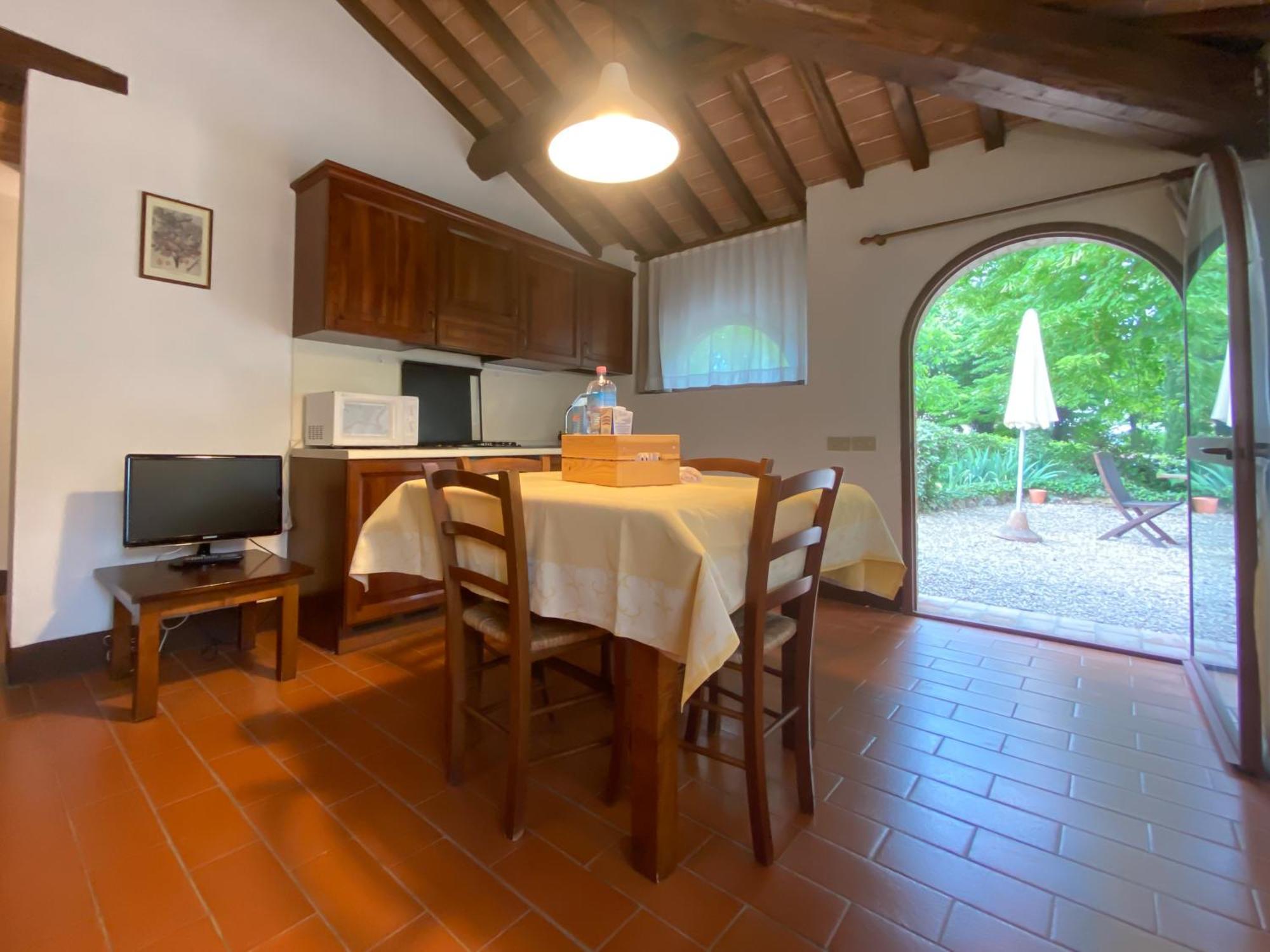 Fattoria Agriturismo Nerbona Casole dʼElsa Exterior foto